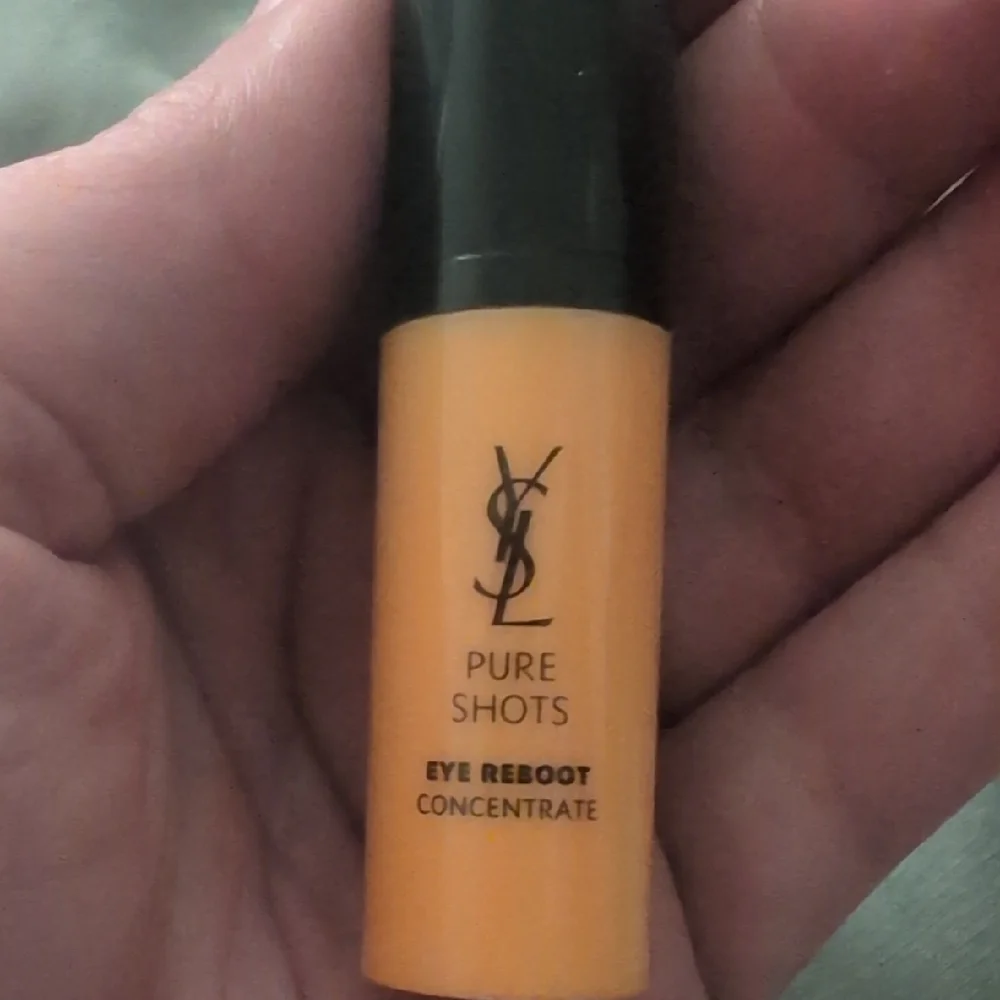 Yves Saint Laurent Pure Shots Eye Reboot Concentrate - Picture 2 of 4